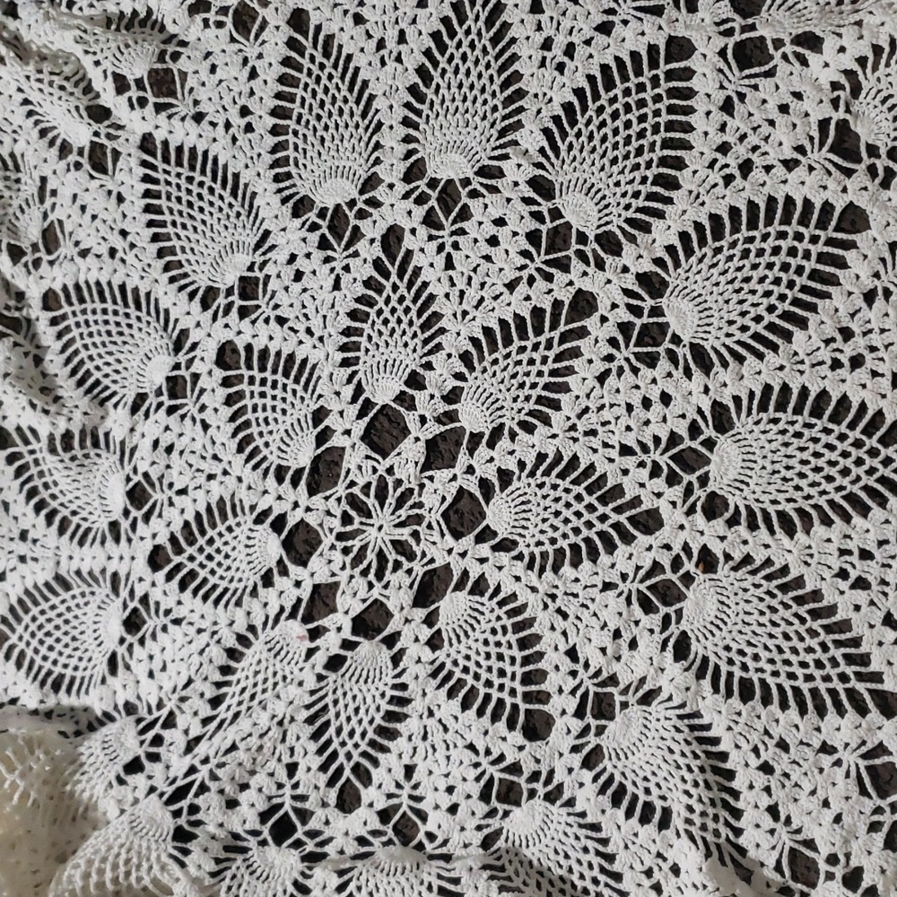 Coffee table cover crochet